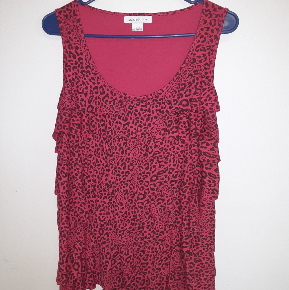 Womens sleeveless shirt size L